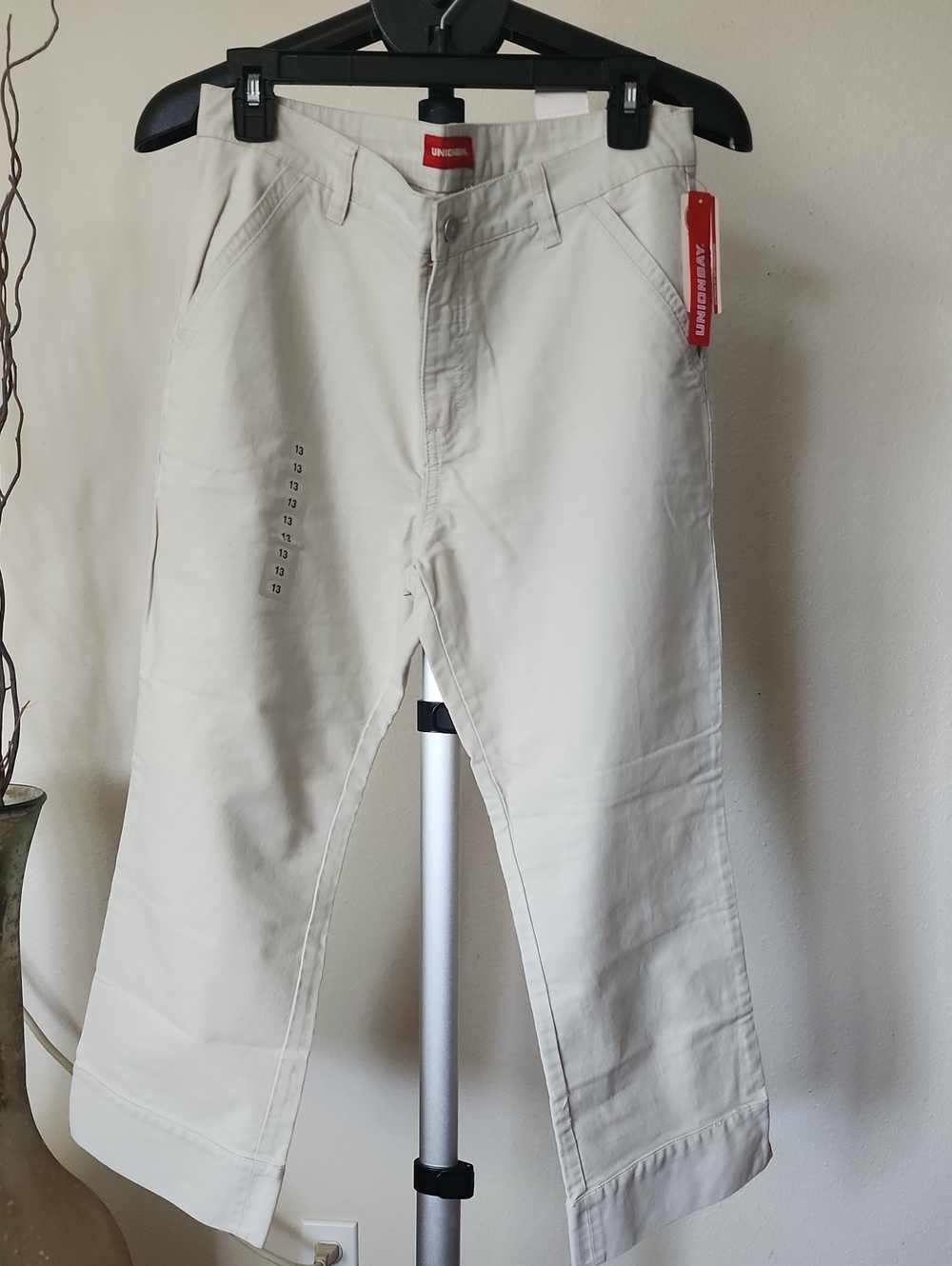 UNIONBAY Cream Ankle Cropped Pants